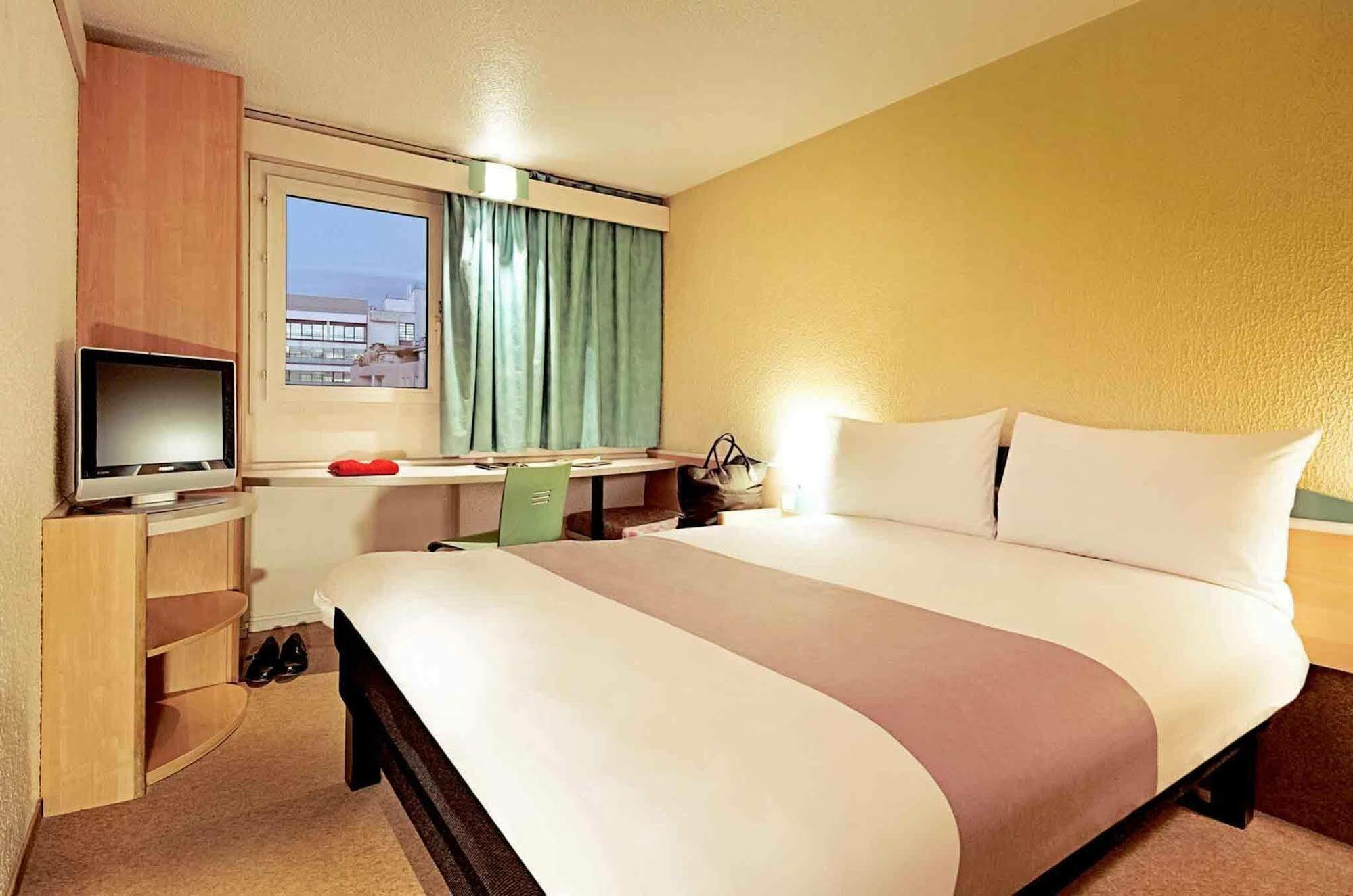 Hotel Ibis Sao Jose Dos Campos Colinas Zewnętrze zdjęcie